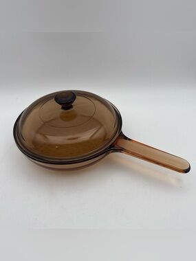 Vintage Corning Vision Amber Glass 7” Skillet w Pyrex Lid Waffle Bottom France